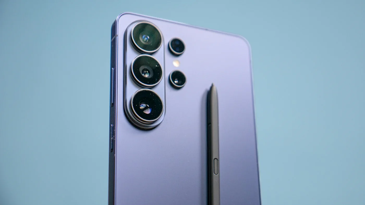 Galaxy S27 Ultra concept with a redesigned camera module